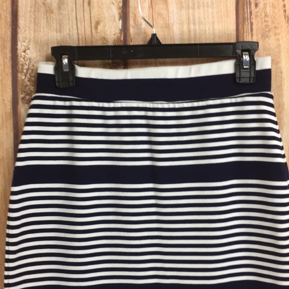 💸Summer & Sage | Striped Skirt Size Small - Picture 2 of 7